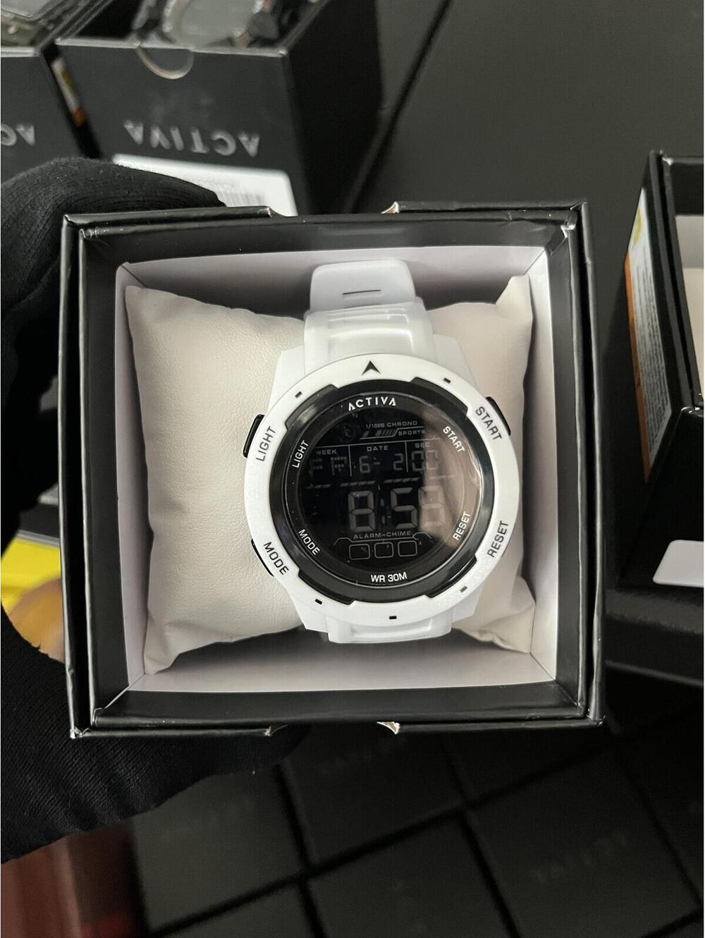 Activa x Invicta men’s Watch